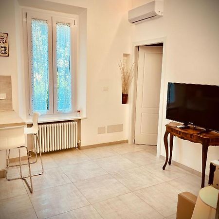 Whitehouse Lägenhet Bologna Exteriör bild
